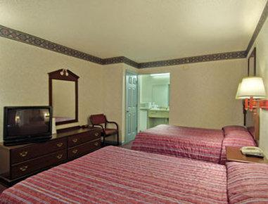 Travelodge By Wyndham Forest Park Atlanta South Eksteriør bilde